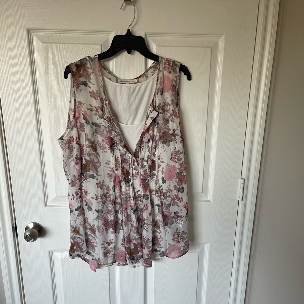 Floral blouse with lining